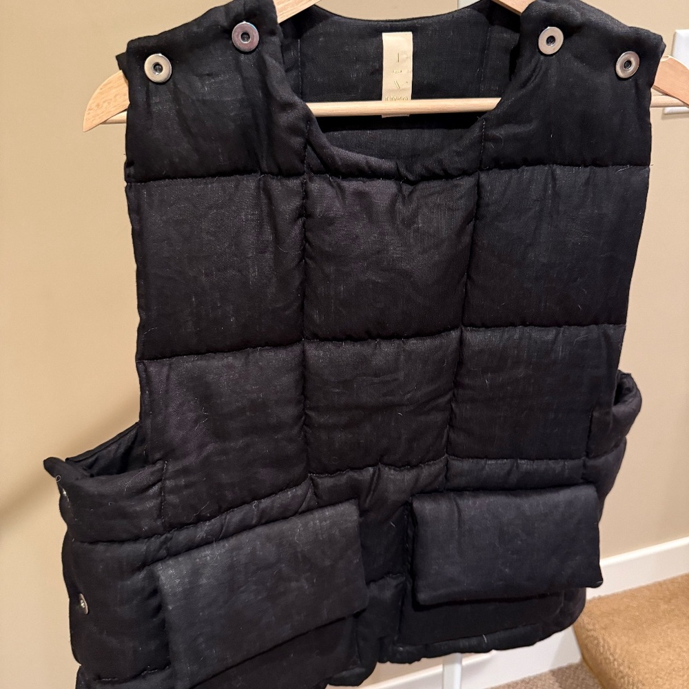 Limo Designer Vest, Size M, Black, 100% Linen, Insulated Look